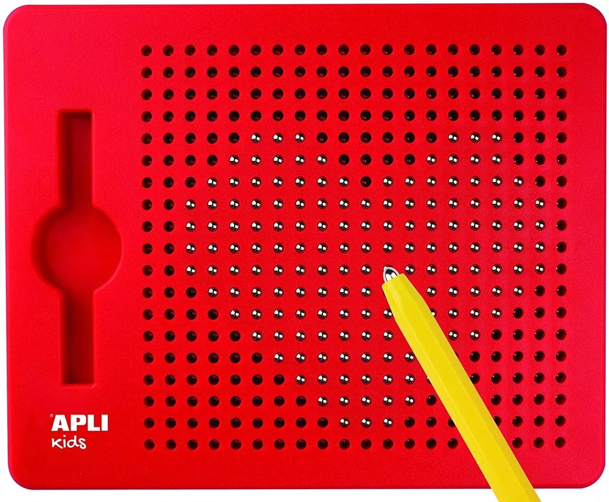 Apli žaidimas „Stebuklinga magnetinė lenta”