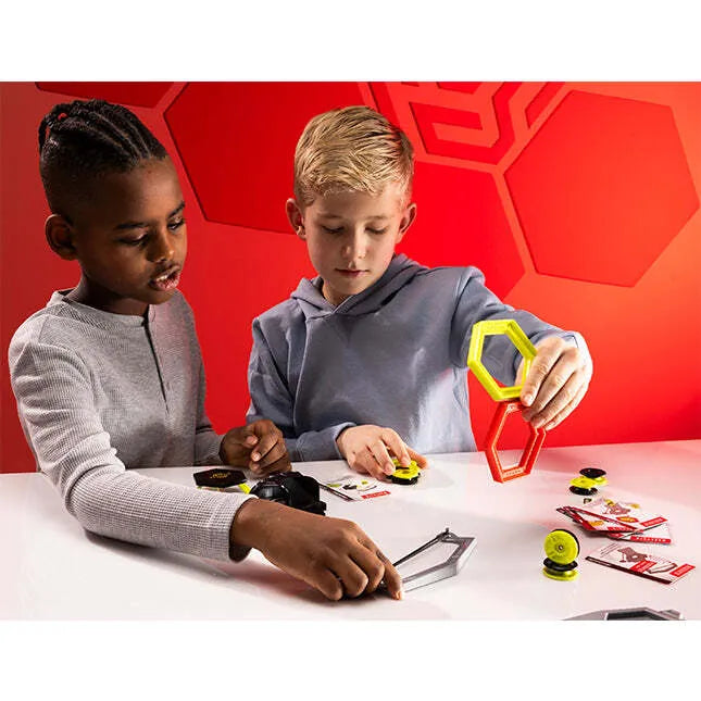 Fat Brain Toys Magshuto Stunt Park – magnetinių triukų ir taiklumo rinkinys
