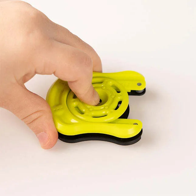 Fat Brain Toys Magshuto Stunt Park – magnetinių triukų ir taiklumo rinkinys